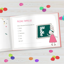 Lade das Bild in den Galerie-Viewer, Personalisiertes Einschulungsbuch